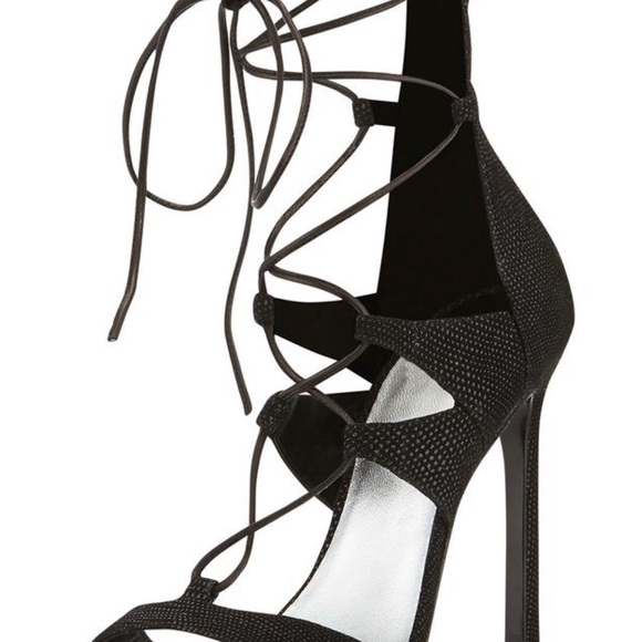 Stuart Weitzman Legwrap Black Goosebump Lthr  6.5 - Picture 2 of 4